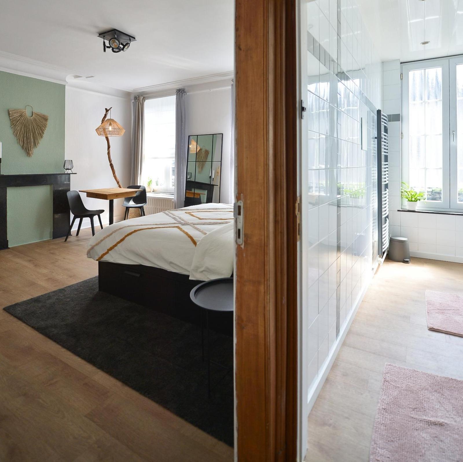 La Chambre De Sam - Chambre Lit 180 Avec Sdb Privee Proche Centre Ville Льеж Экстерьер фото
